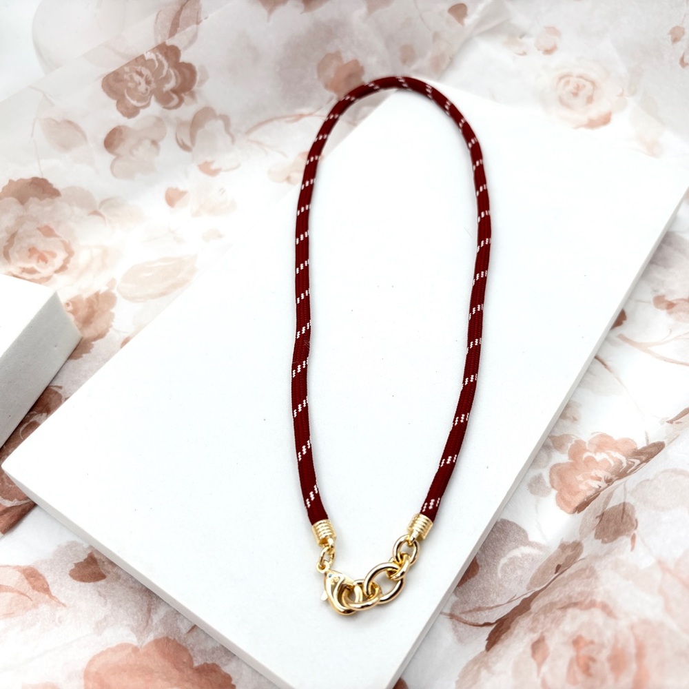 ROXANNE ASSOULIN The Happy Cord Charm Necklace burgundy Without Charm firm price - Picture 5 of 15